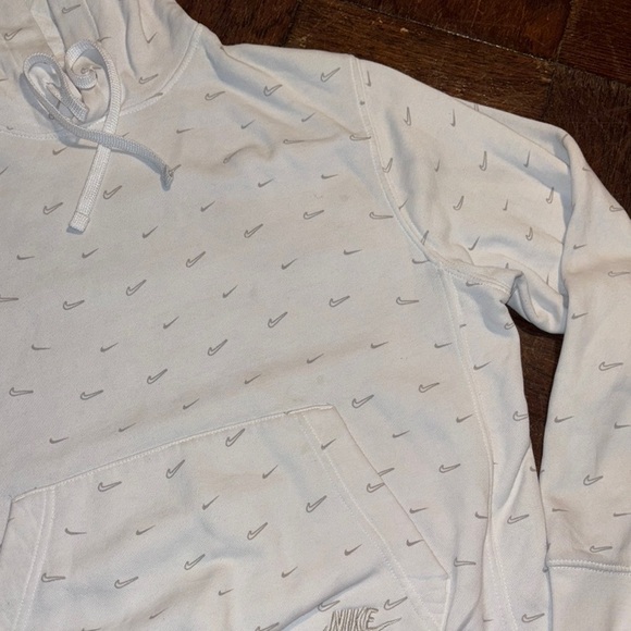 Nike hoodie - Picture 7 of 10